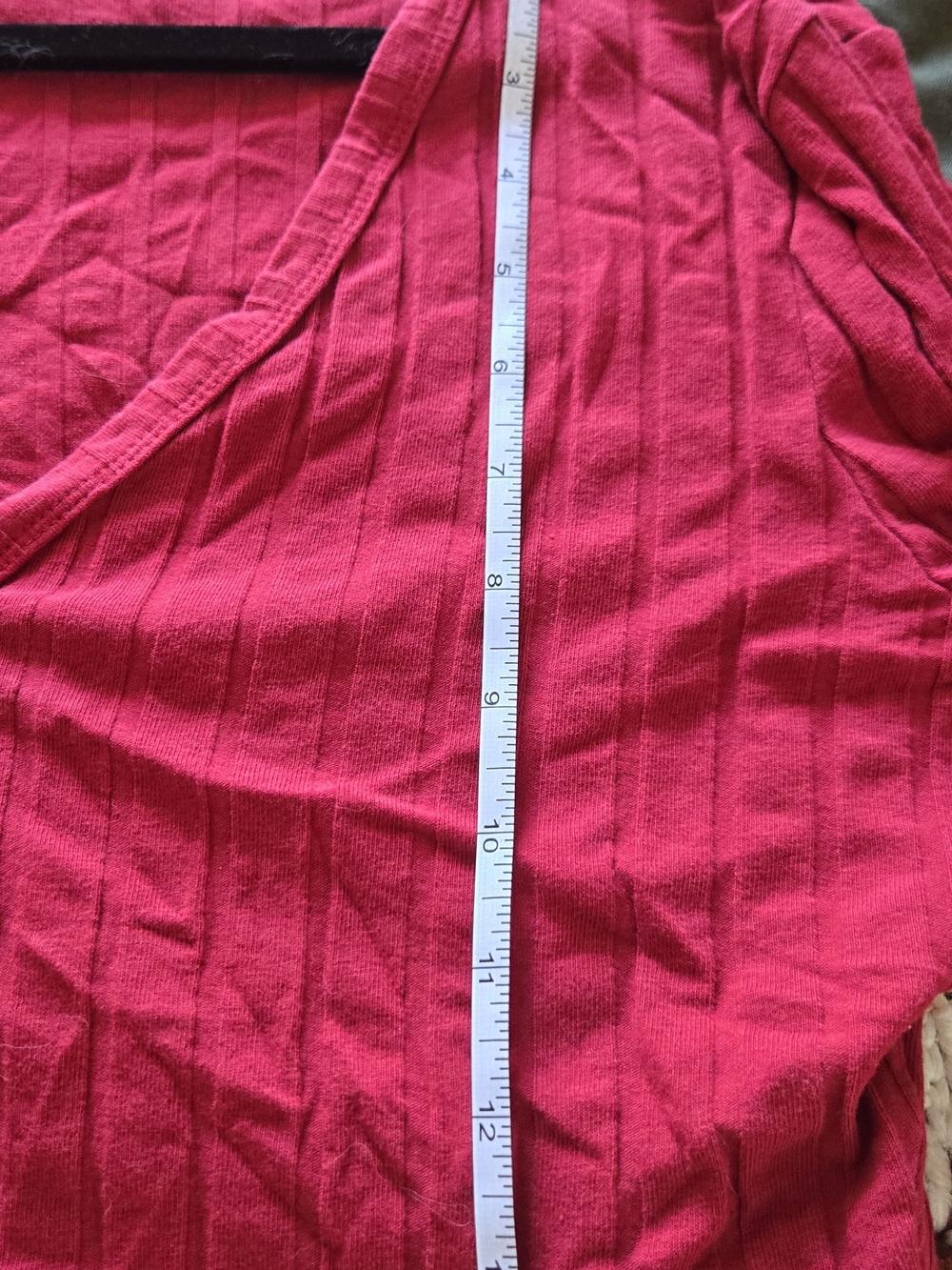 Red Ribbed Button-Front Women's Crop Cardigan - Picture 6 of 6